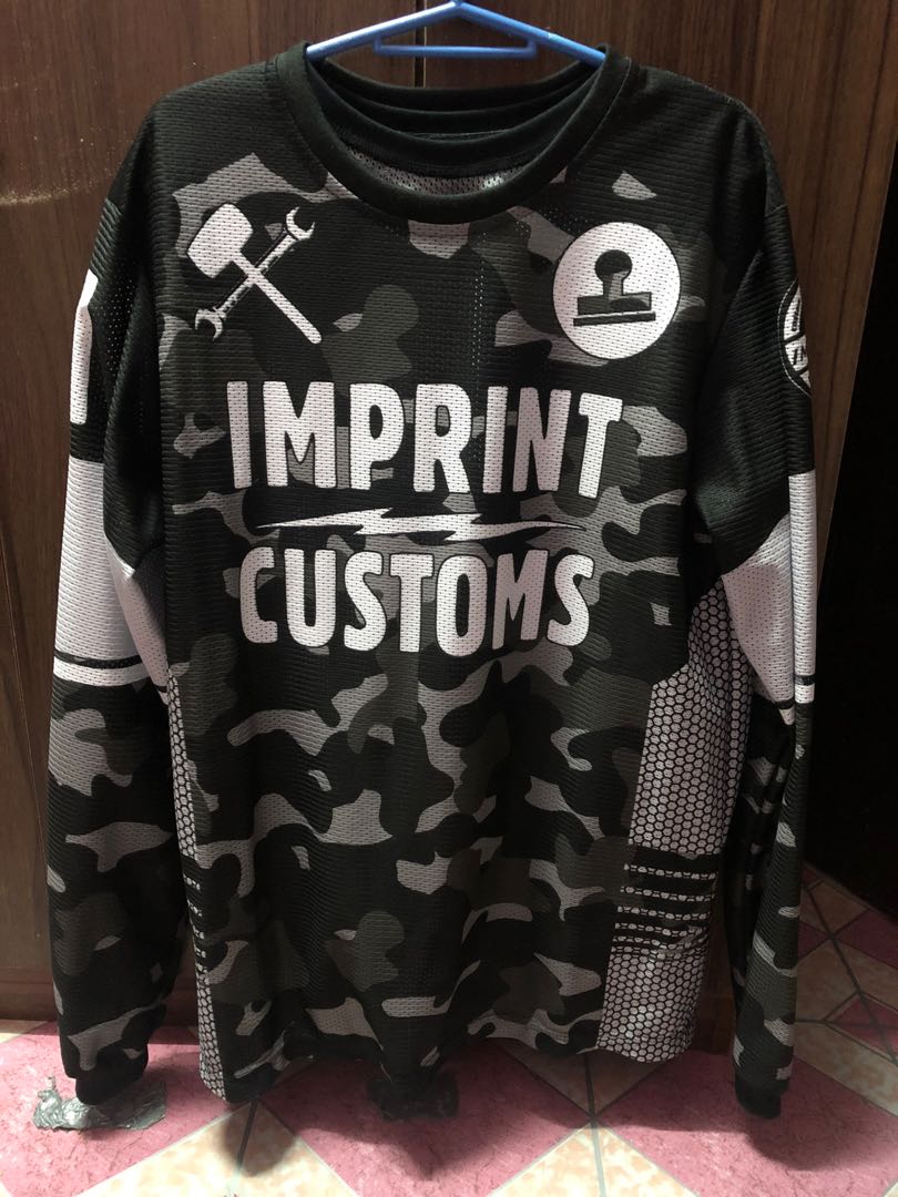 Imprint Customs